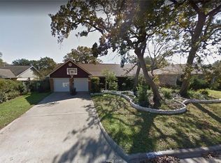 2702 Red Hill Dr, College Station, TX 77845