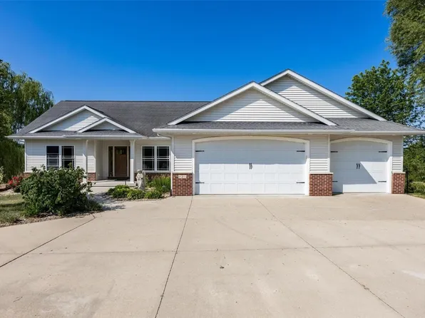 121 Pheasant Run, West Branch, IA 52358
