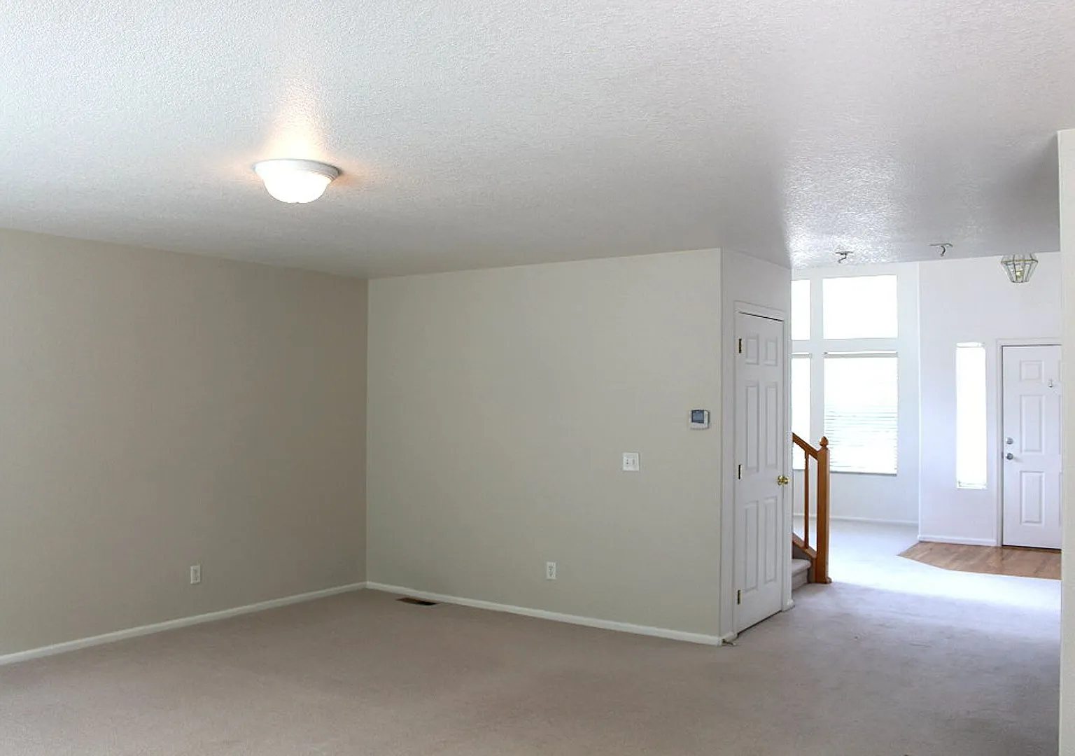 $300 OFF First Month | Spacious 4BR Home in Fort Collins — Photo 3