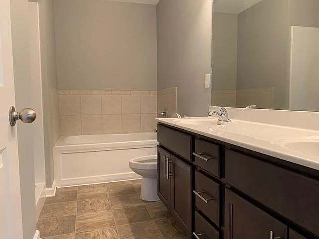 8097 Driftwood Loop — Photo 17