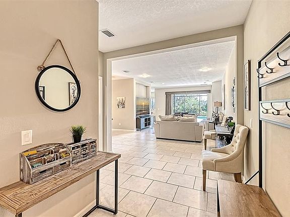3rd image of 12137 Forest Park Cir