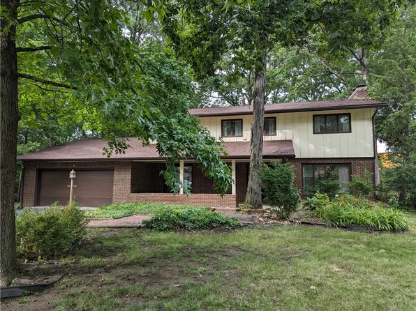 7 Shady Ln, Danville, IL 61832