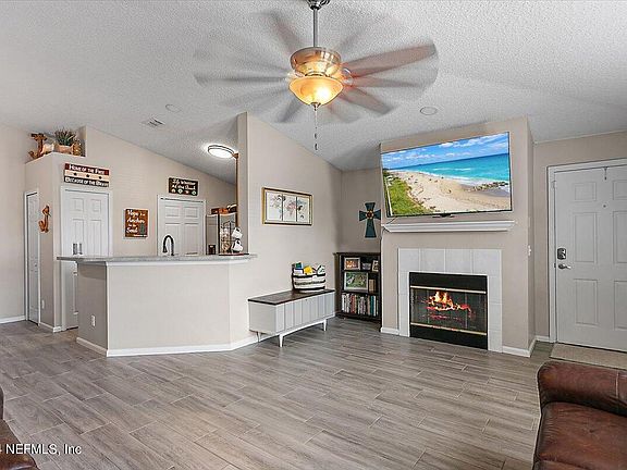 3rd image of 188 JARDIN DE MER Place #188