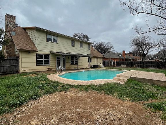 3rd image of 3314 Lindenwood Dr