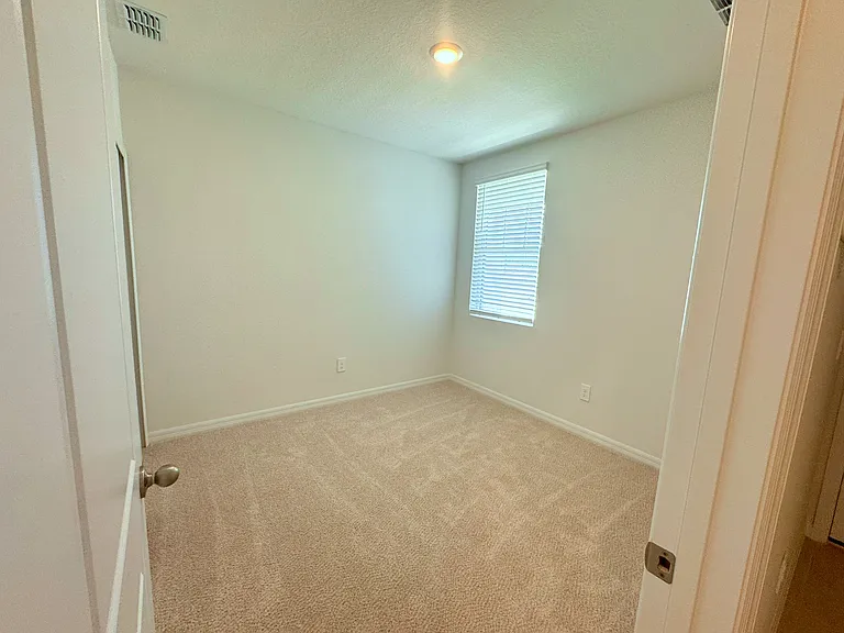 1461 Brekey Way — Photo 15
