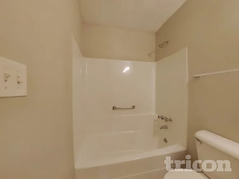 4211 Clearview Dr — Photo 17