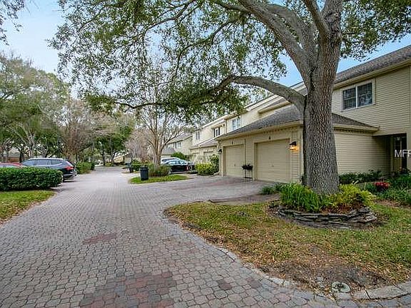 4th image of 6 Pelican Pl