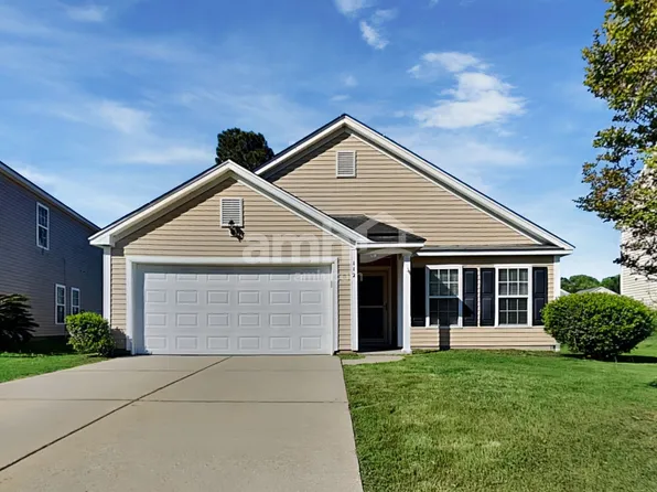 112 Larkspur Dr, Goose Creek, SC 29445