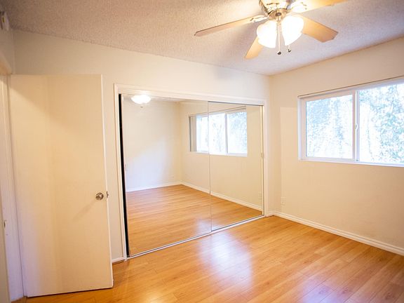 5th image of 165 N Michigan Ave #106