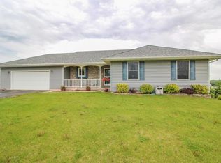 W5972 Dellette Ter, Fort Atkinson, WI 53538