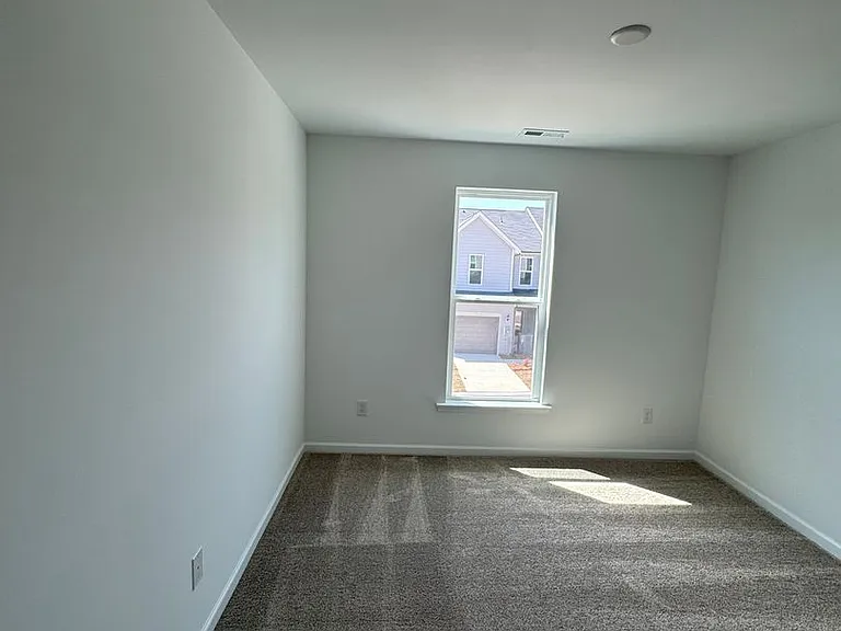 13111 Rover St — Photo 19