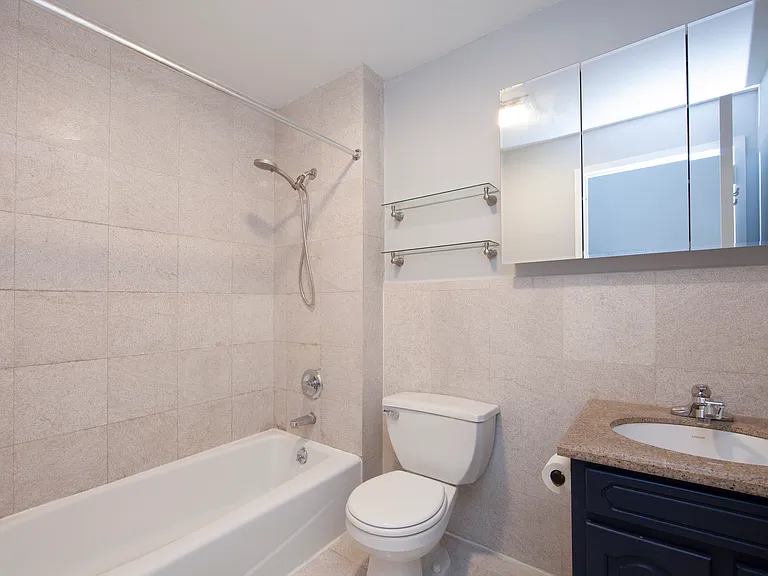 227 1st Ave #3 — Photo 6