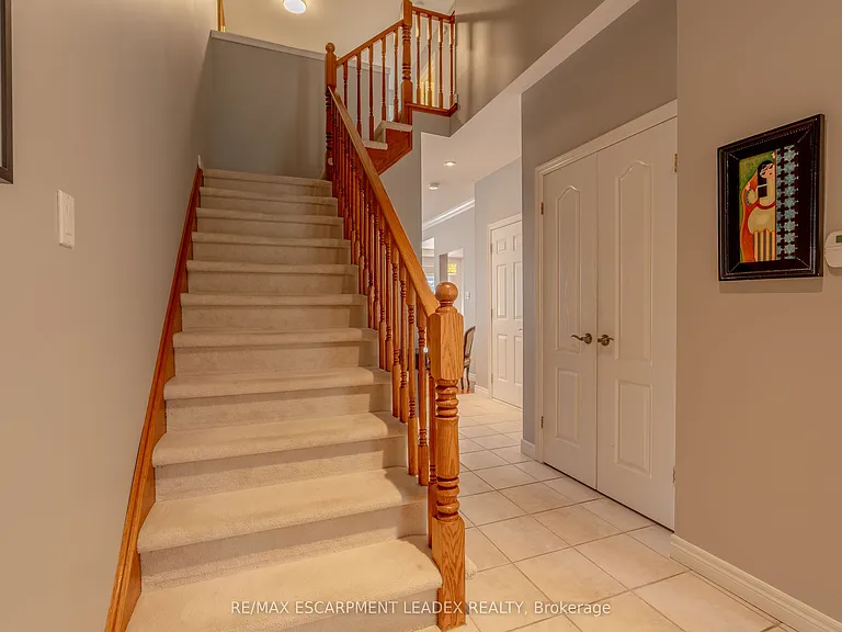 26 Olivia Pl — Photo 10