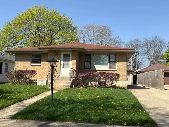 334 Westmoreland Ave, Waukegan, IL 60085