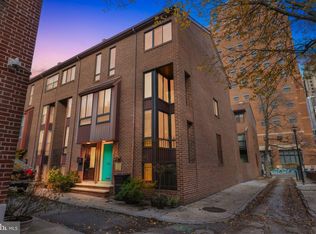 919 Latimer St, Philadelphia, PA 19107