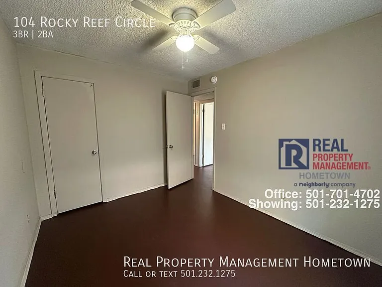 104 Rockyreef Cir — Photo 6