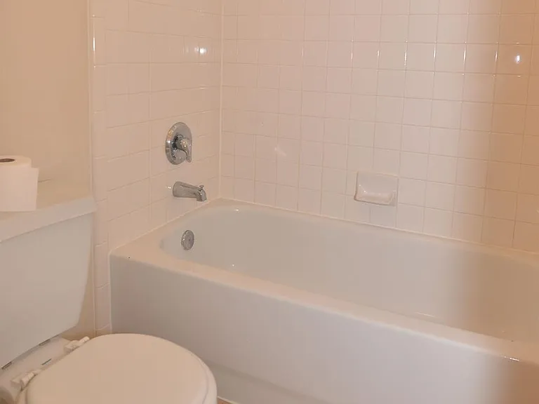 13607 Manor Crest Ln — Photo 19
