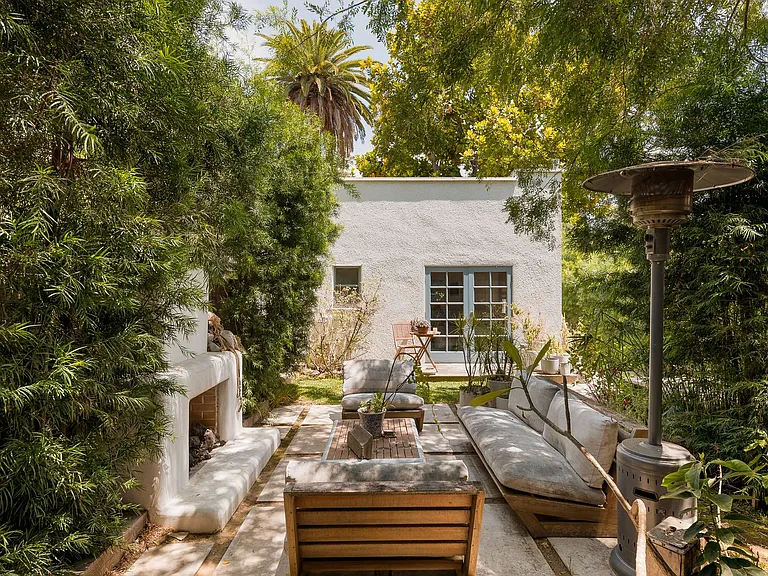 1647 N Coronado St — Photo 22