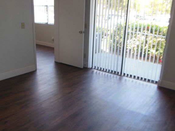 4th image of 714 Executive Center Dr APT 211