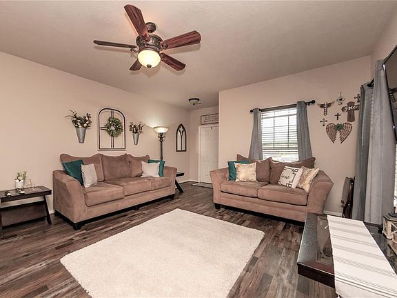 5th image of 2117 Garnet Ct