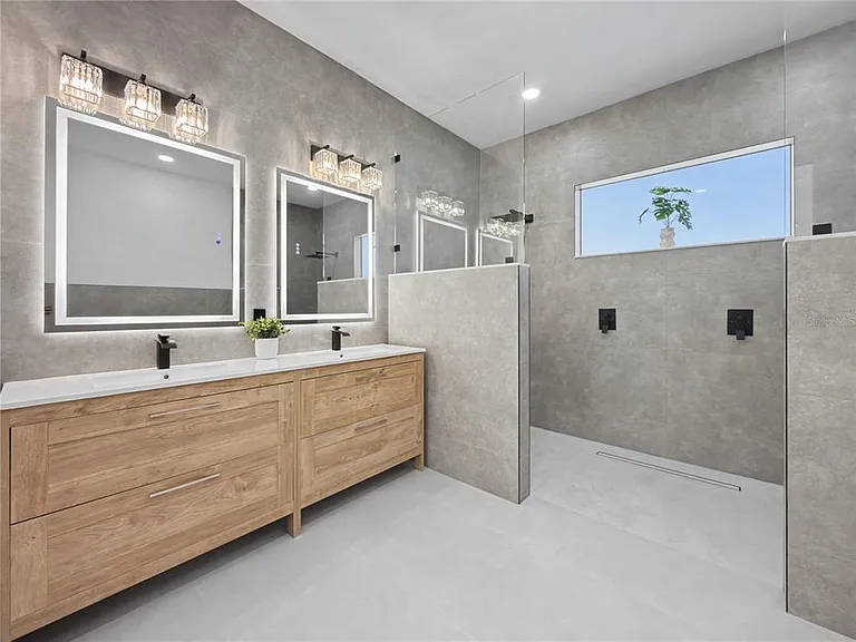 14687 Lillian Cir — Photo 18