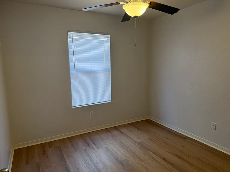 2300 Maedell Dr — Photo 13