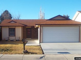 920 Bretton Dr, Casper, WY 82609
