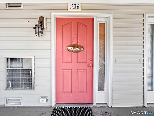 3250 Fairfield Ave #326 Photo 1