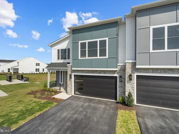 104 Wagtail Ln, Winchester, VA 22603