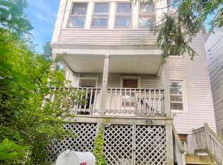 190 10th St, Troy, NY 12180