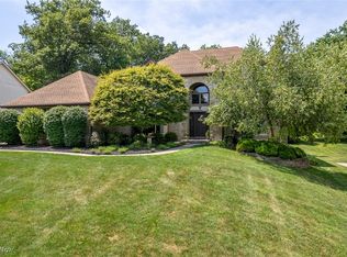 10730 Sherwood Trl, North Royalton, OH 44133