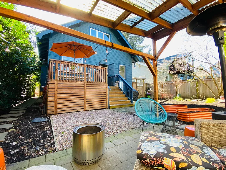 2739 NE Halsey St — Photo 28