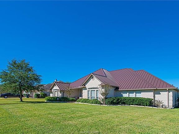 2nd image of 309 Stoney Hills Ct