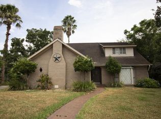 2106 N De Leon St, Victoria, TX 77901