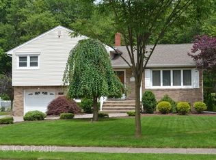 607 Prospect St, Glen Rock, NJ 07452
