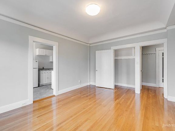 3rd image of 312 Fillmore St #6D