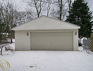 2nd image of 41516 Greenbriar Ln
