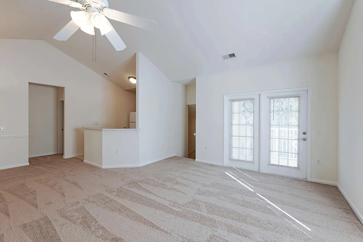 Building Photo - 4456 Platinum Dr #1D
