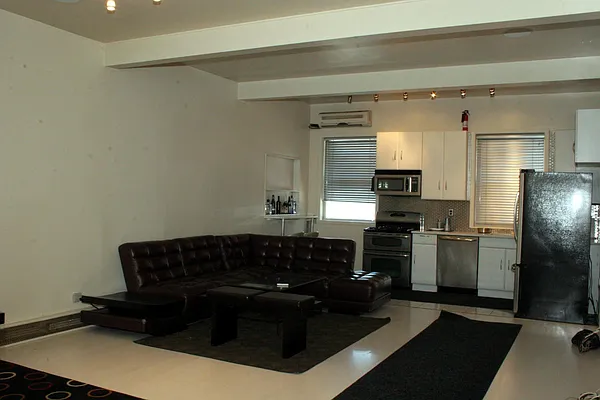 Rented by Keller Williams NYC | media 7