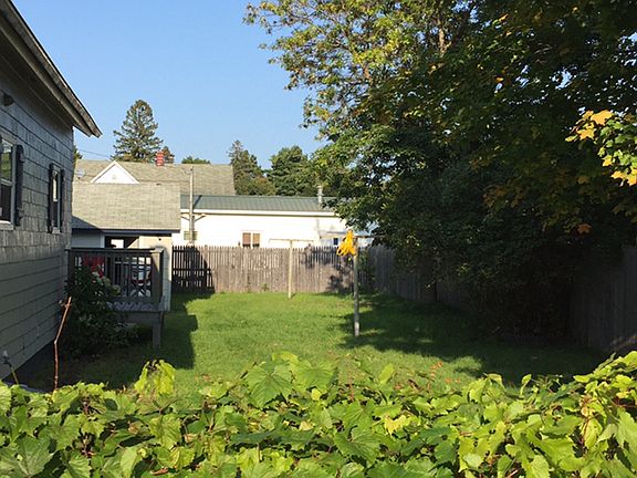 2nd image of 23325 Dogwood Ave