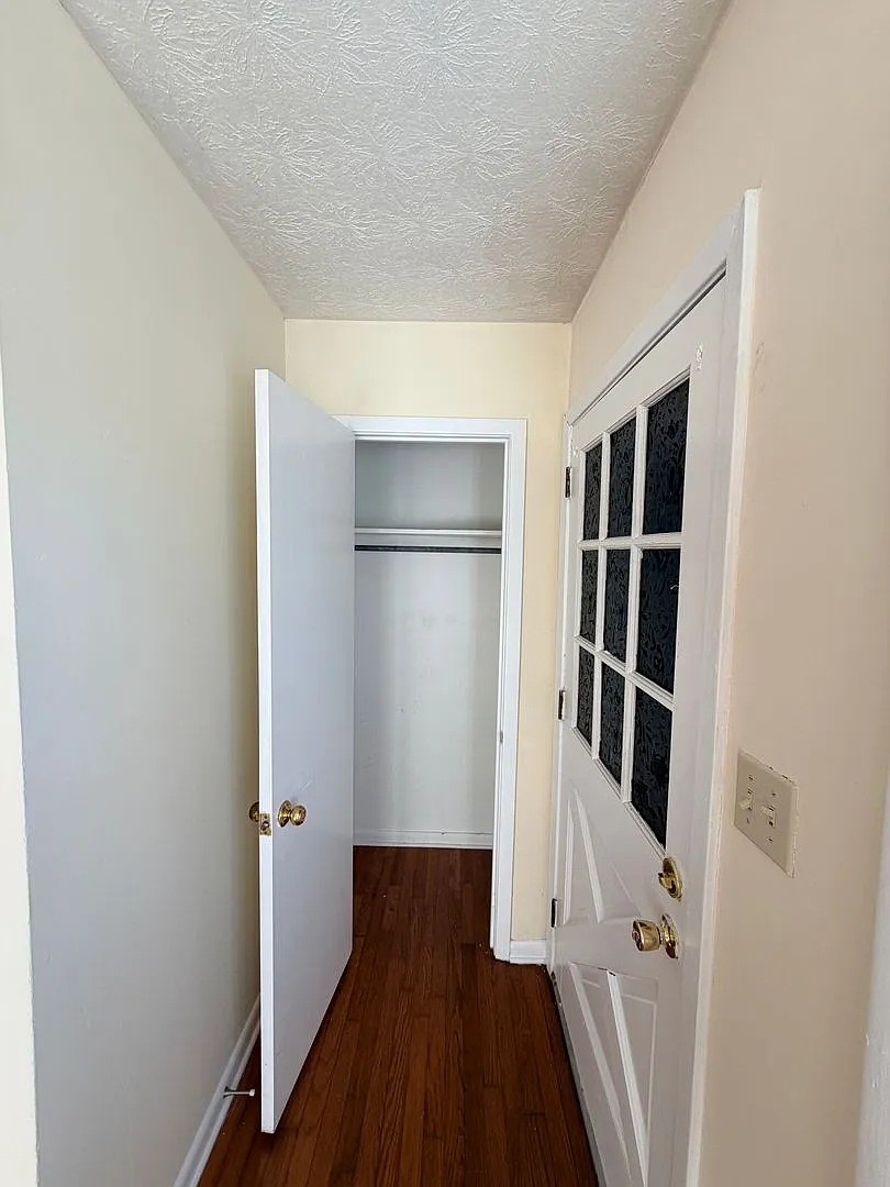 3 Bedroom/2 Bath home — Photo 4