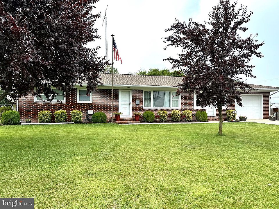 1st image of 614 Elm Dr