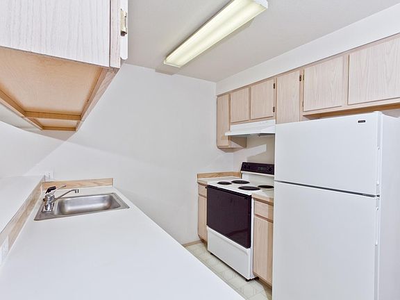 2nd image of 12329 Roosevelt Way NE APT D202