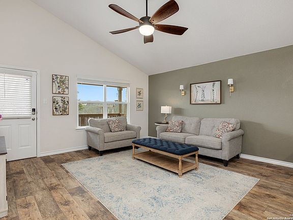 4th image of 7002 CAPELLA CIR