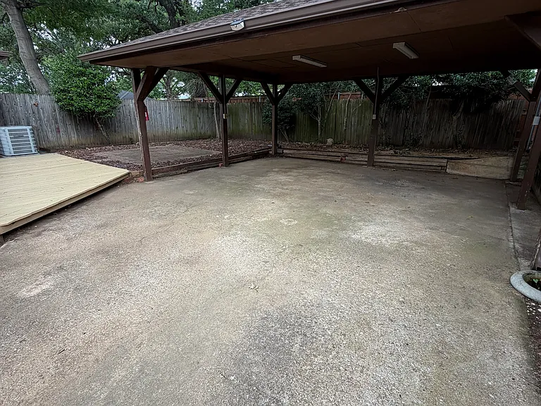 2312 Dalewood Ln — Photo 13
