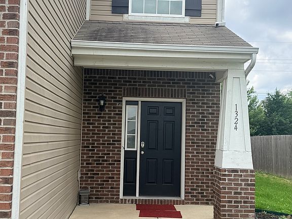 4th image of 1324 Norton Dr