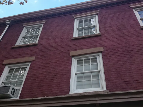 105 West 10th Street