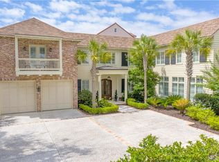 104 Yacht Club Dr, Saint Simons Island, GA 31522