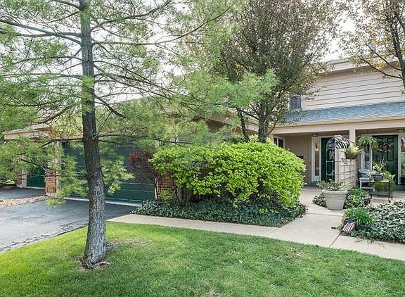 2nd image of 1004 Claytonbrook Dr