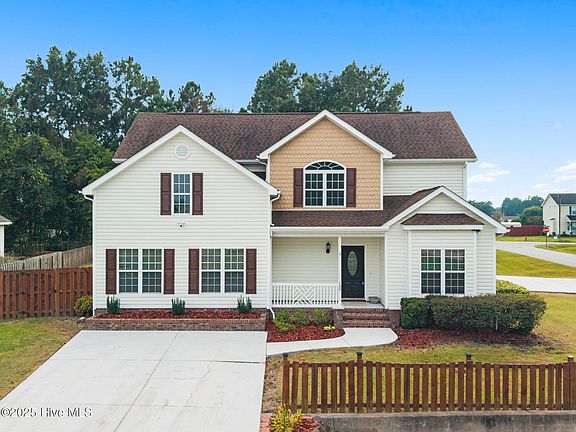 3rd image of 100 Brookside Court